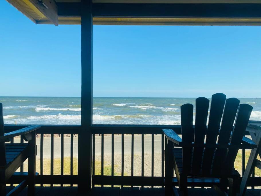Beach House With Ocean View Surfside Beach Exterior photo